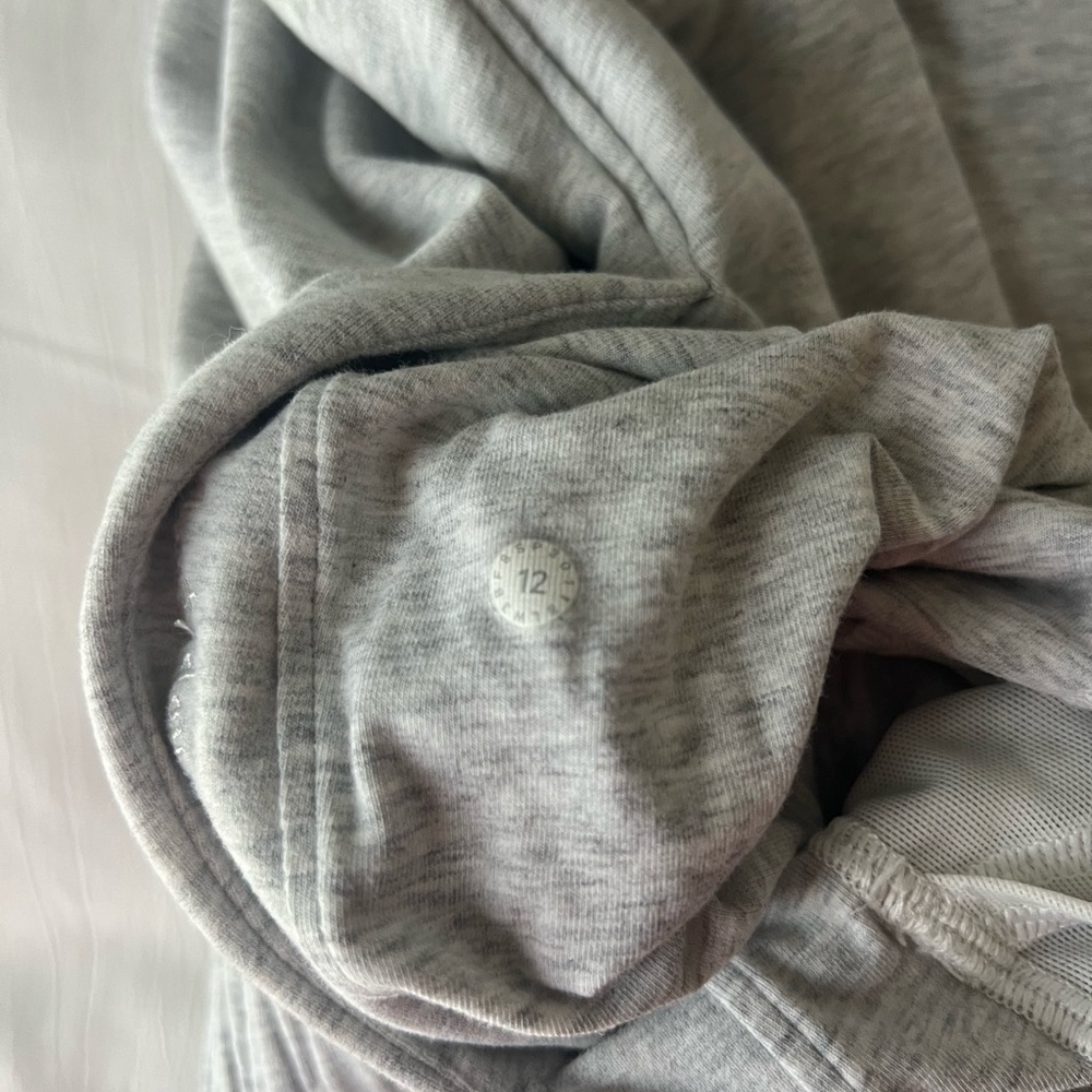 Lululemon Gray Mock Neck Sweatshirt - Picture 5 of 5